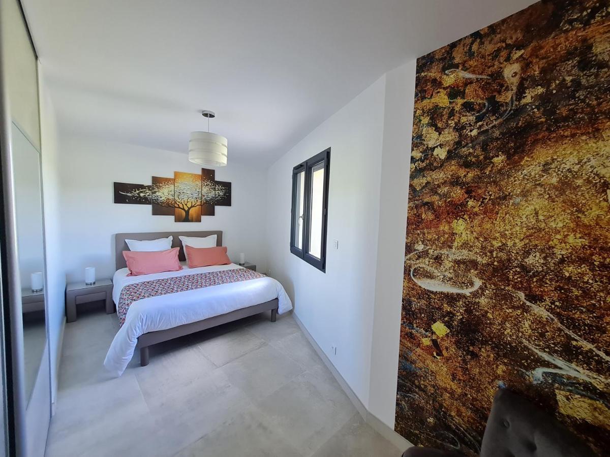 Mas Des Fugueyrolles Bed & Breakfast Cavaillon Luaran gambar